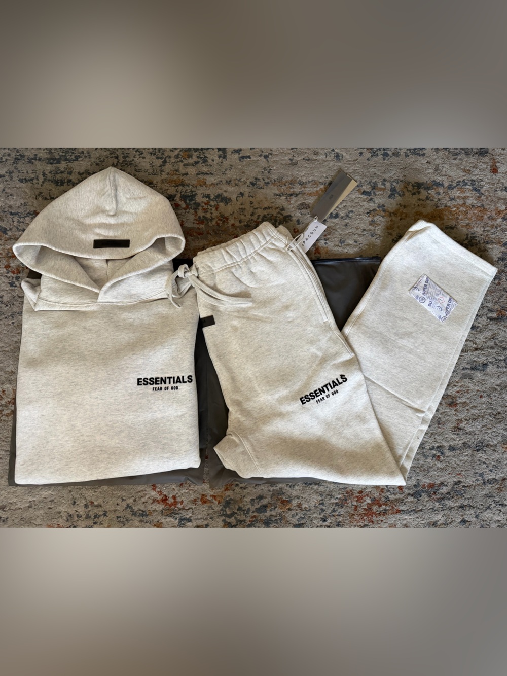 Essentials Men’s Light Oat Heather Gray Sweatpants Set (hoodie+pans)